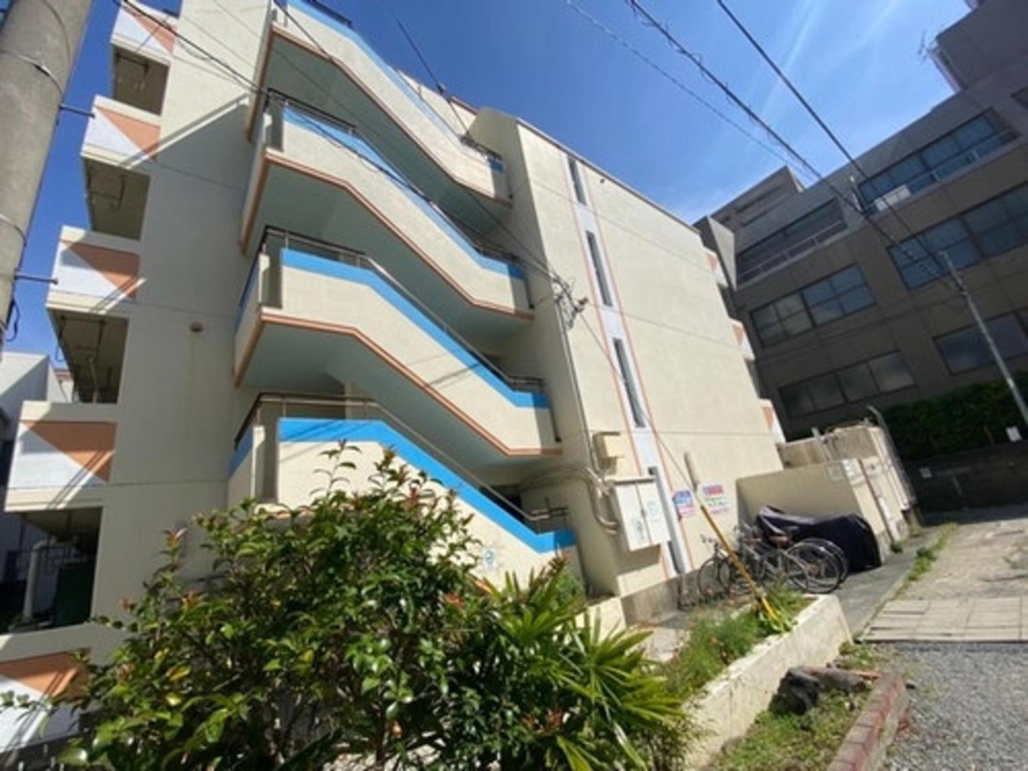 Apartamento Kurarisu Hakata クラリス博多 Fukuoka  Exterior foto